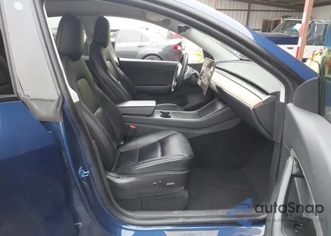 2021 Tesla Model Y Standard Range Rear-Wheel Drive from USA, damaged, VIN 5YJYGDED2MF109634